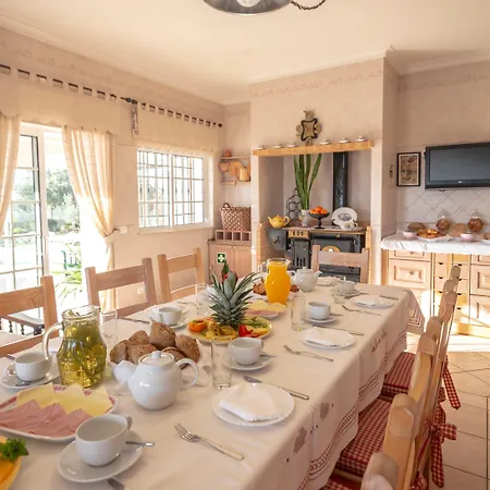 Al Meida Bed & Breakfast