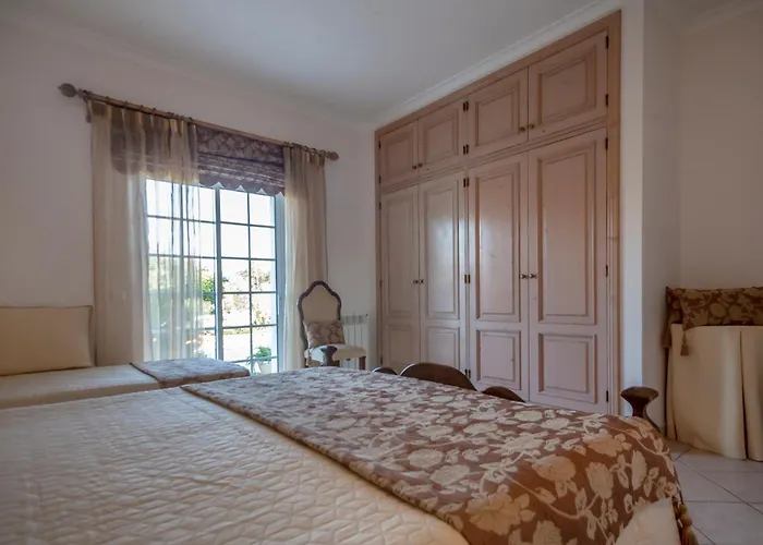 Al Meida Alojamento de Acomodação e Pequeno-almoço