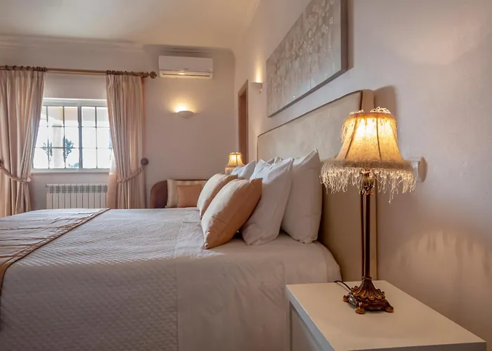 Al Meida Alojamento de Acomodação e Pequeno-almoço 3*