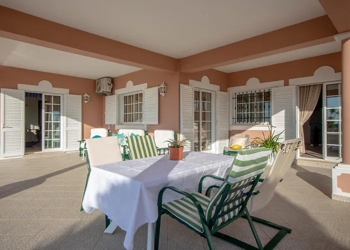 Al Meida Alojamento de Acomodação e Pequeno-almoço