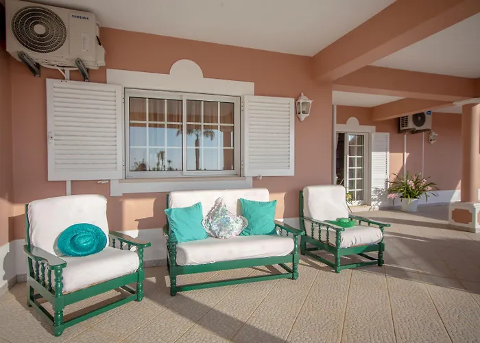 Al Meida Alojamento de Acomodação e Pequeno-almoço 3*