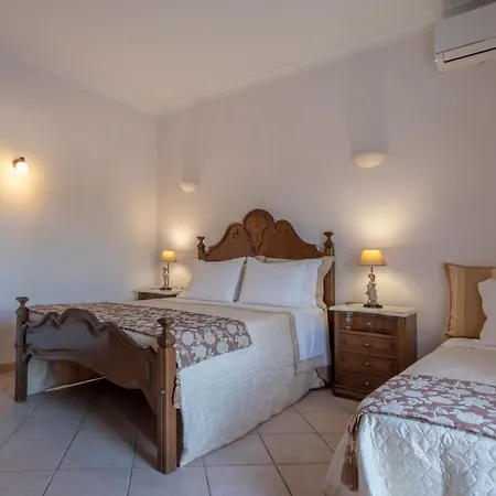 Bed and Breakfast Al Meida Αλμπουφέιρα