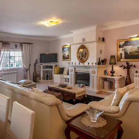 Al Meida Bed and Breakfast