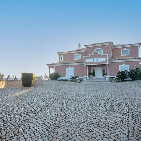 Al Meida Bed and Breakfast *